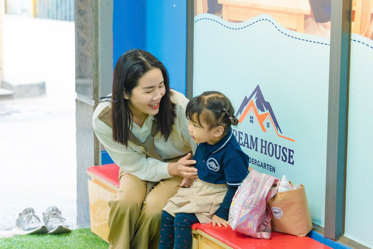 Ngày đầu đi học